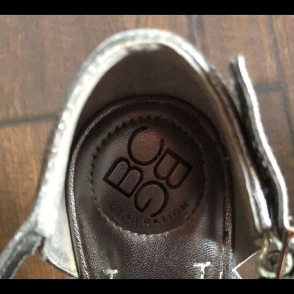 BCBG Platform Sandals, Silver, Patent leather, Embellished, Florescent  beads - Picture 9 of 9